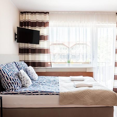 Pokoje Goscinne Raf-Tur - Sala Zabaw, Grill - Idealny Dla Rodzin Z Dziecmi Ostrowo  Dış mekan fotoğraf